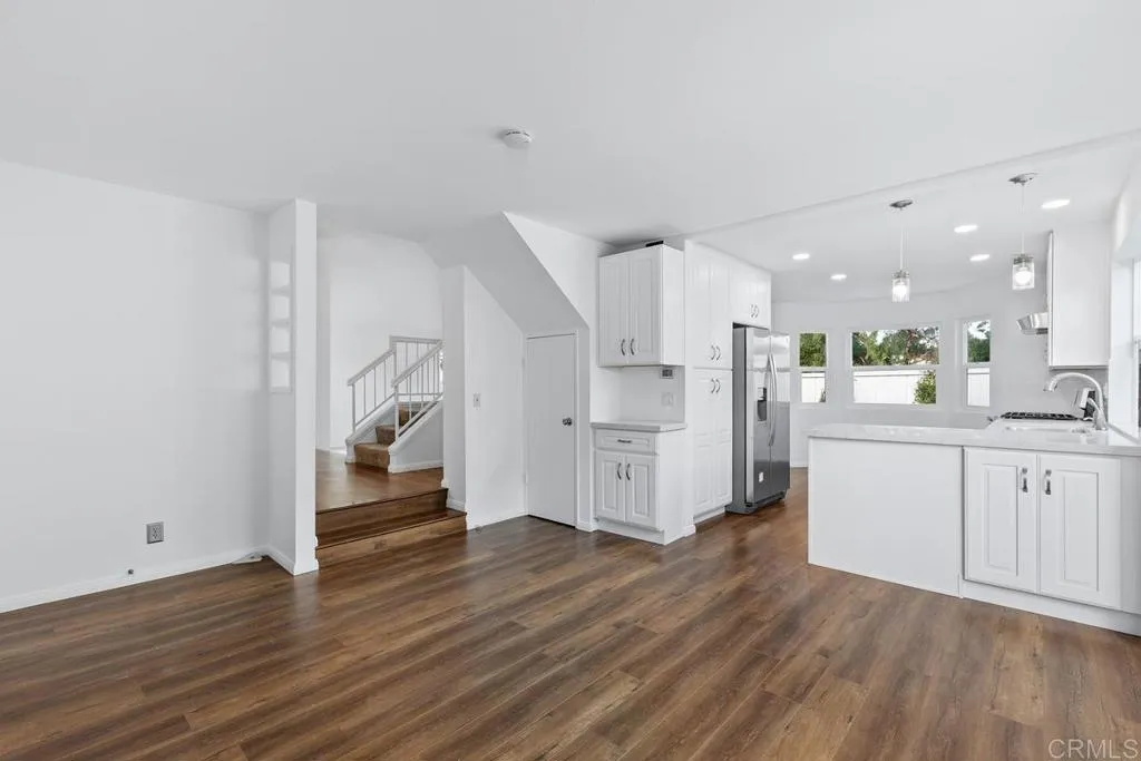 https://cdn.realtyfeed.com/cdn/127/306615202/302287d2860111e4de5c7215f9b3abf4.webp