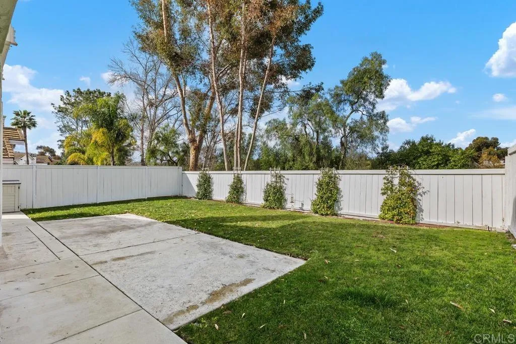 https://cdn.realtyfeed.com/cdn/127/306615202/3e0bd5145c33137651b66cd6c031aa00.webp