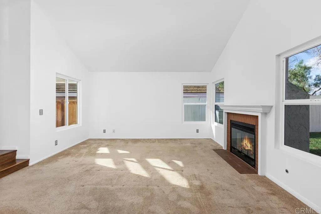 https://cdn.realtyfeed.com/cdn/127/306615202/65d3d81d9ecade92c179796cbf108565.webp