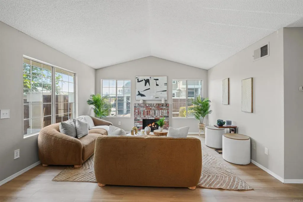 Photo #6: PTP2600222 Listing: Photo #6