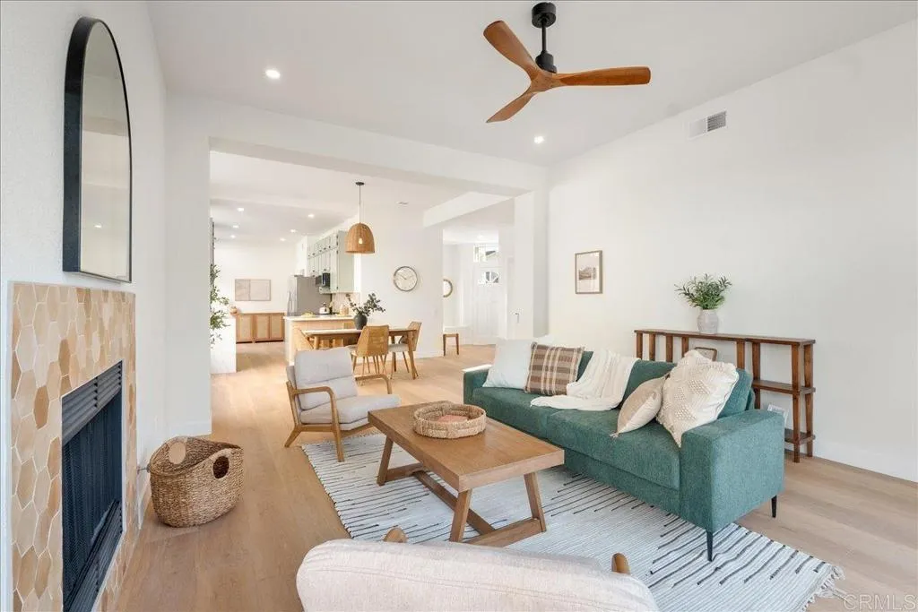 https://cdn.realtyfeed.com/cdn/127/306615204/a36a10037faa7727c20fc03eb466f1dd.webp