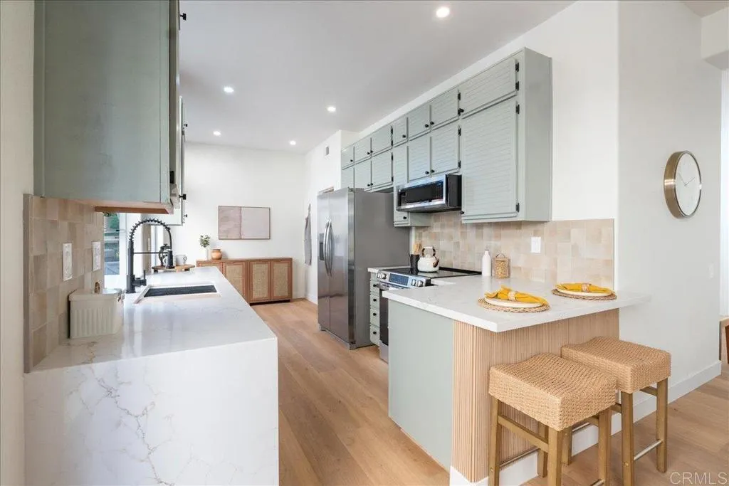 https://cdn.realtyfeed.com/cdn/127/306615204/a64f4693525005732d12bdc14d38a30f.webp