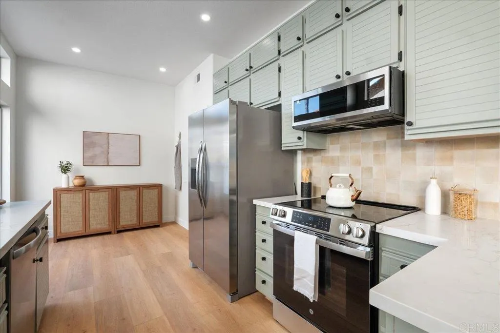 https://cdn.realtyfeed.com/cdn/127/306615204/ae9217cf327c9003a58f9a4e2687a1c4.webp