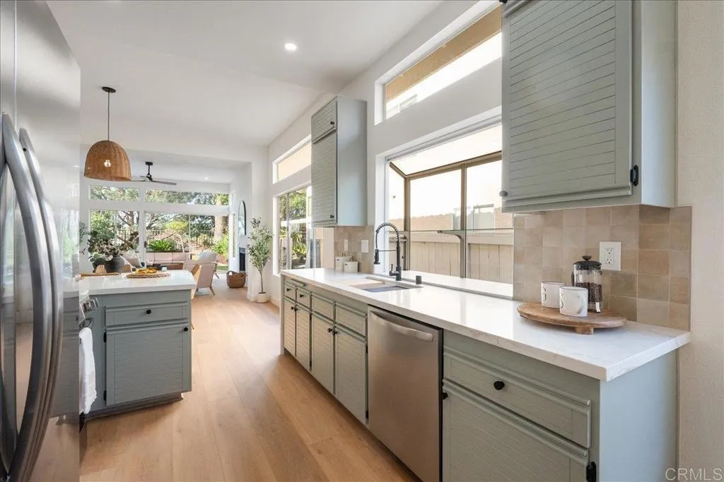 https://cdn.realtyfeed.com/cdn/127/306615204/c1389f6f1fc4277205c088f2a53ef630.webp