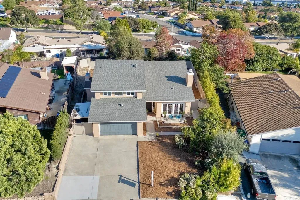 https://cdn.realtyfeed.com/cdn/127/306615244/77c17ac61da15364e8ff8e63b6c5e318.webp