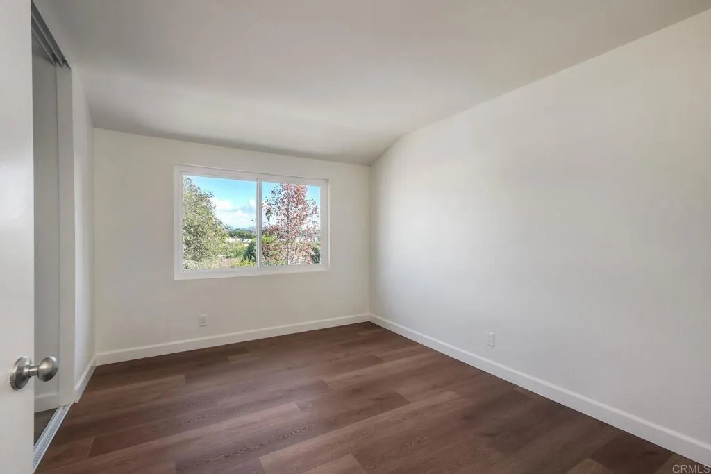https://cdn.realtyfeed.com/cdn/127/306615244/8f7eb1bf7a4ecf057e814f30bceb7007.webp