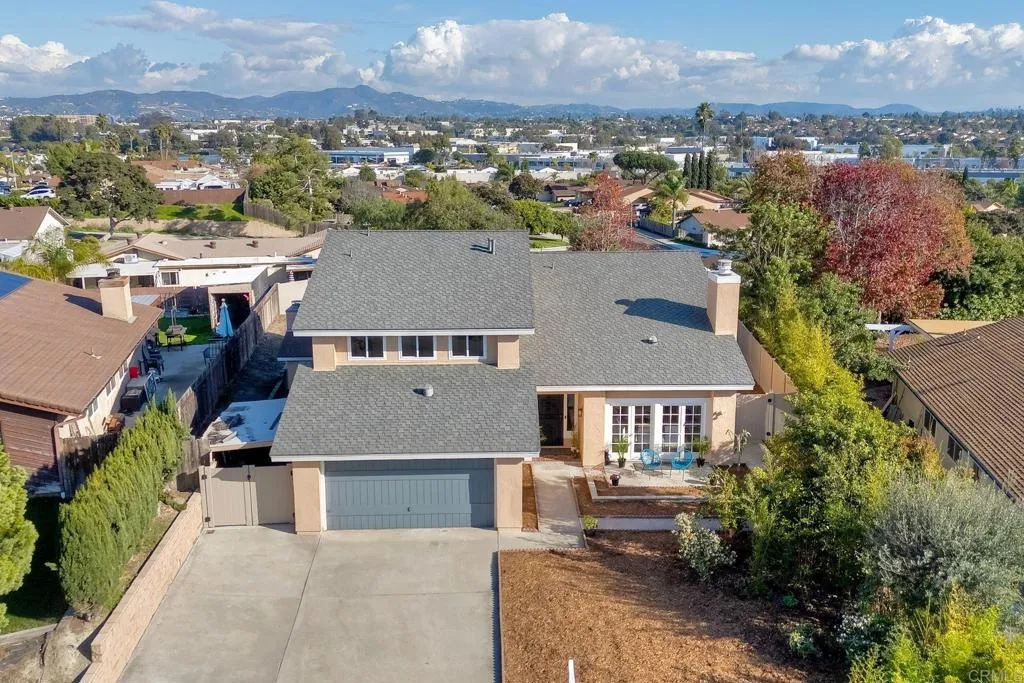 https://cdn.realtyfeed.com/cdn/127/306615244/b9926b0f4af4660142cf8383025ba645.webp