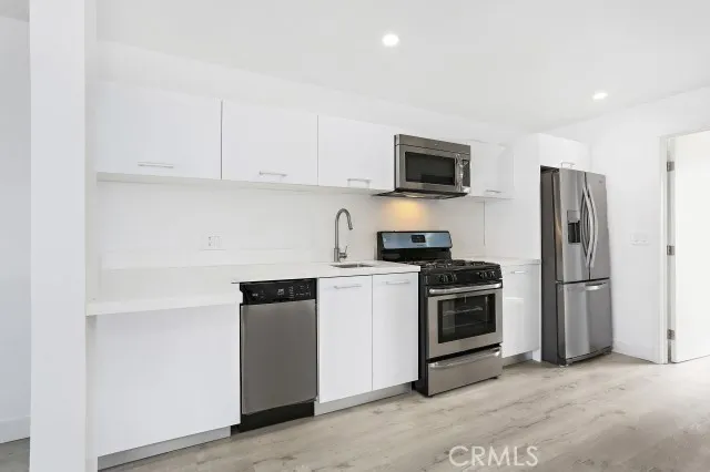 North Hollywood, CA 91606