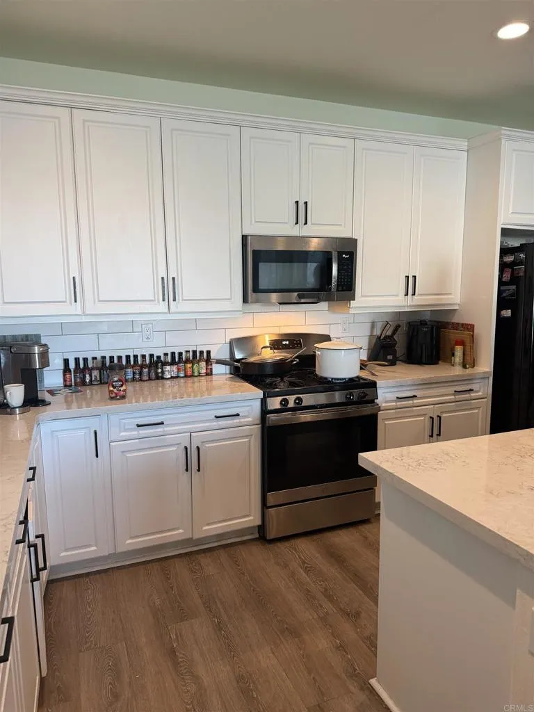 https://cdn.realtyfeed.com/cdn/127/306615328/da49cc8c67b416e9e9066044302cc25c.webp