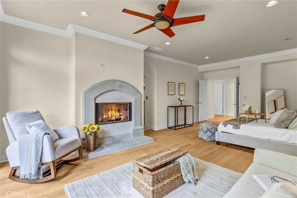 https://cdn.realtyfeed.com/cdn/127/306615330/250bf29dbc3ce017029d30bb120aa4ba.webp
