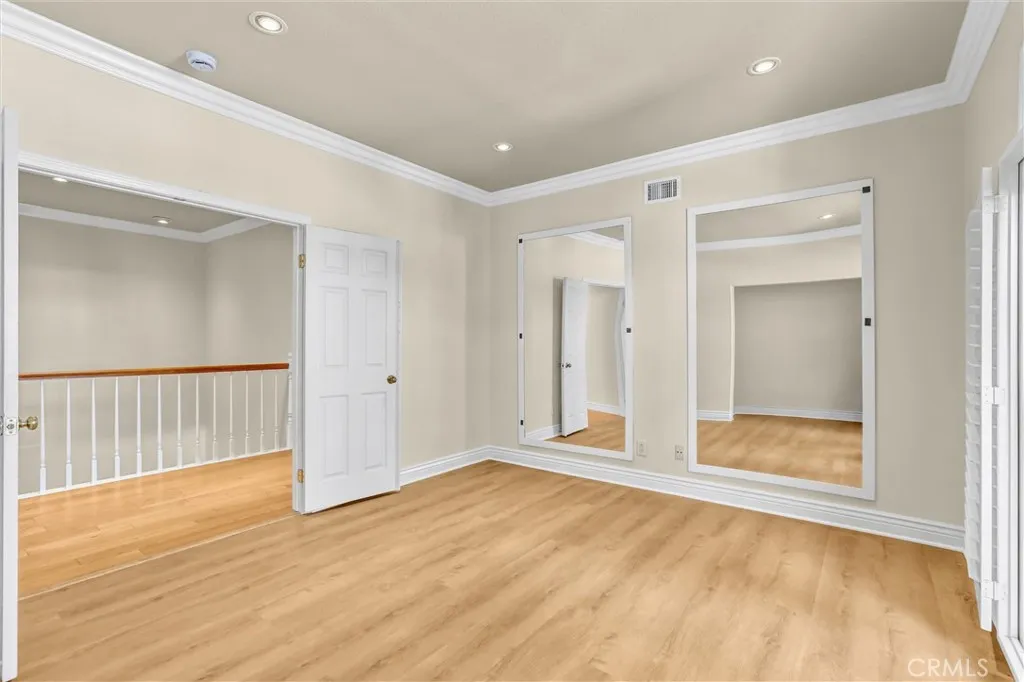 https://cdn.realtyfeed.com/cdn/127/306615330/c6f2025f04bb315094ac679b393ac65a.webp