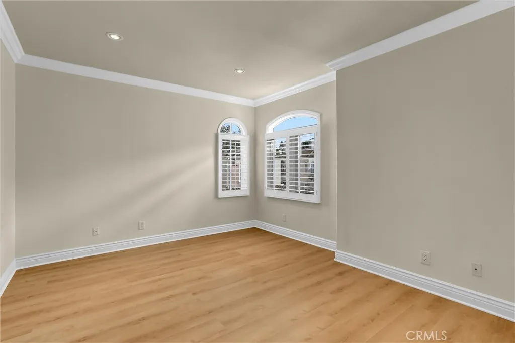 https://cdn.realtyfeed.com/cdn/127/306615330/c98e1a4997ac1bea224143b3d8e04acc.webp