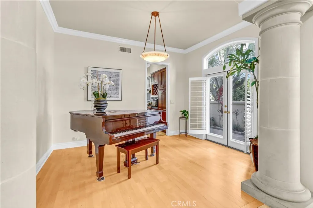 Photo #10: CV25248072 Listing: Photo #10