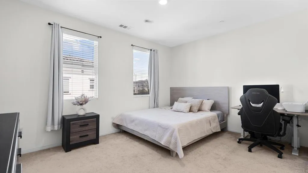 https://cdn.realtyfeed.com/cdn/127/306615354/6cffe5f223539d57d3a3c4d877b03308.webp