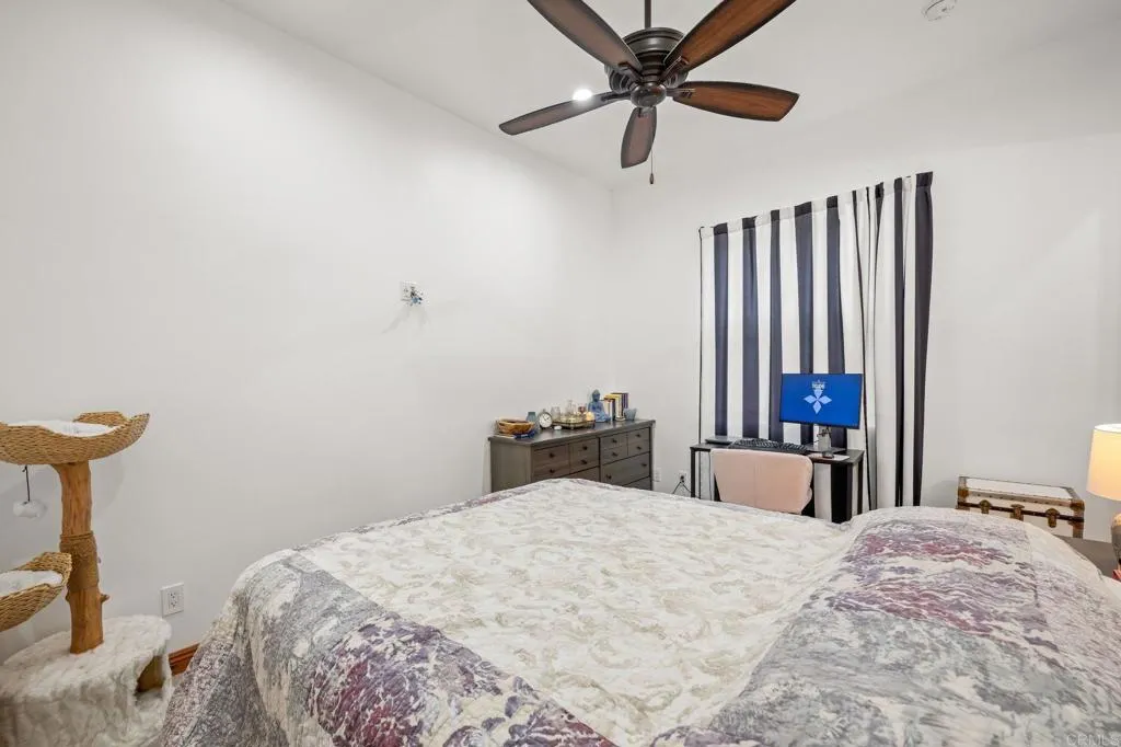 https://cdn.realtyfeed.com/cdn/127/306615401/717354d7b884ef009c44083d6cd9665f.webp
