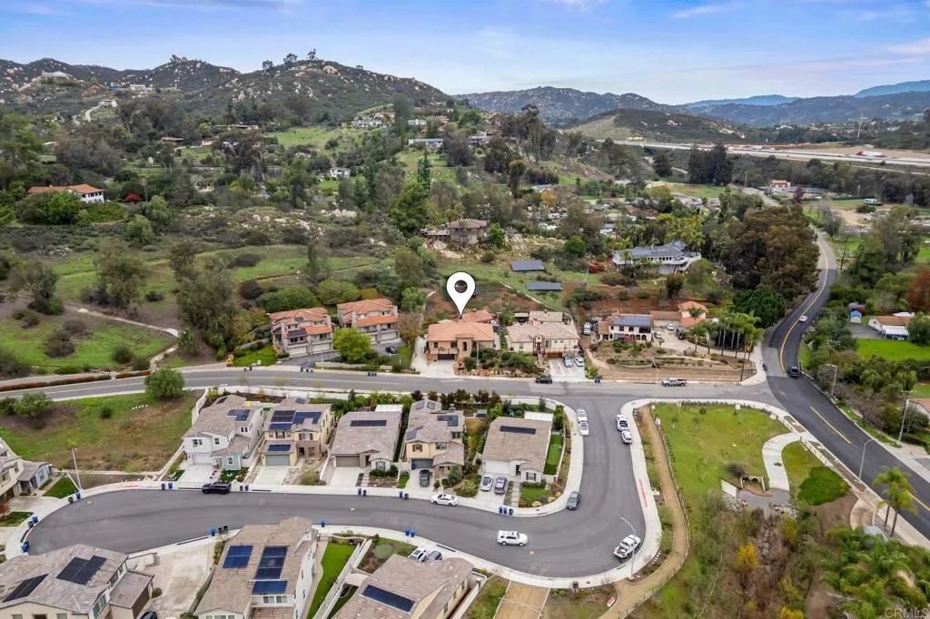 https://cdn.realtyfeed.com/cdn/127/306615401/f36a5dd908f5324899975504b3bda4a3.webp