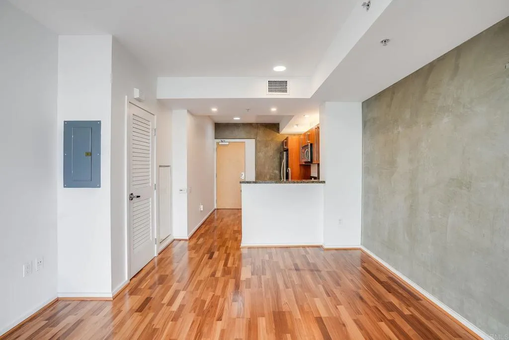 Photo #9: PTP2600230 Listing: Photo #9