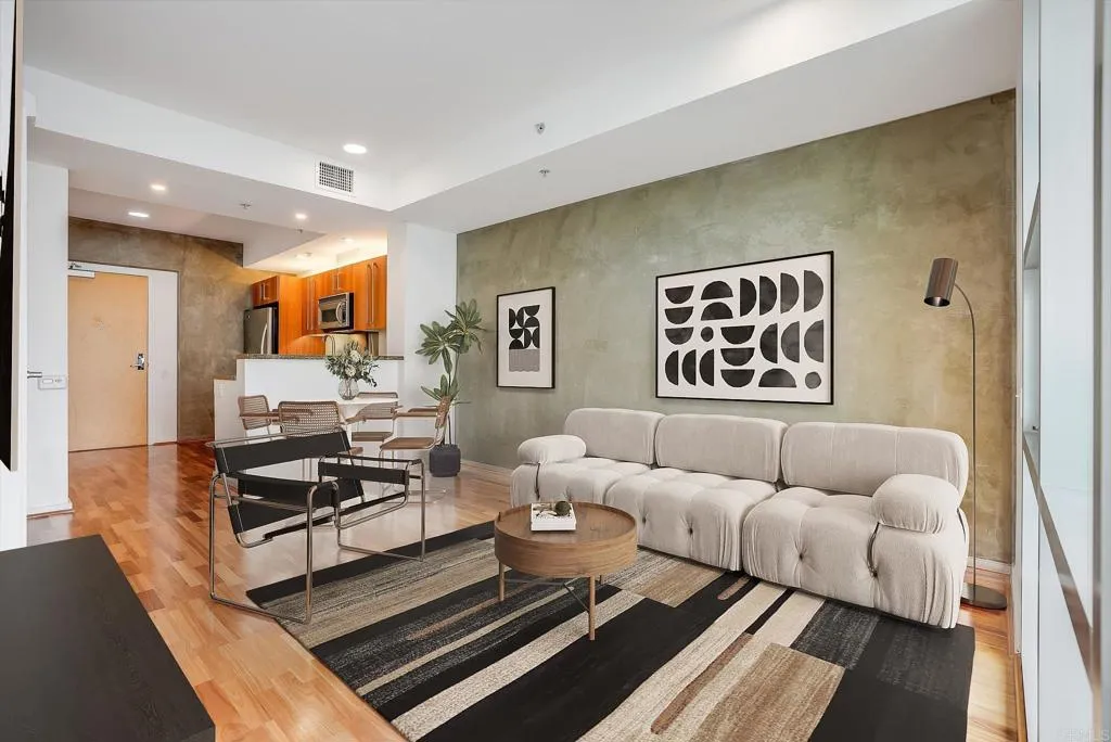Photo #8: PTP2600230 Listing: Photo #8