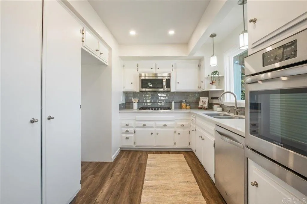 https://cdn.realtyfeed.com/cdn/127/306615433/ac7239ab43d9d949089ff9c9d5e087c6.webp