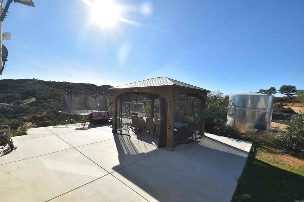 https://cdn.realtyfeed.com/cdn/127/306615464/11eb9800a48430122cd5cb547e5f83e9.webp