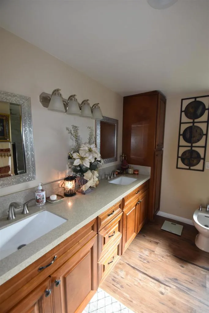 https://cdn.realtyfeed.com/cdn/127/306615464/3c7bf90c8c8c37a3ecc32c86dde7be04.webp