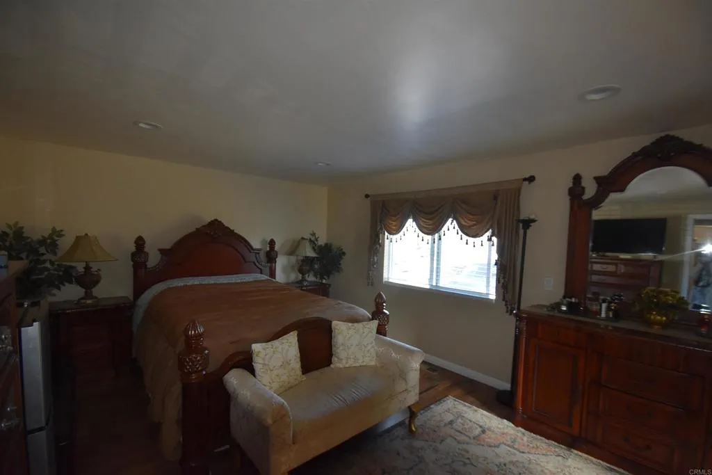 https://cdn.realtyfeed.com/cdn/127/306615464/e52c31937bcc965c99786c03c92081b1.webp