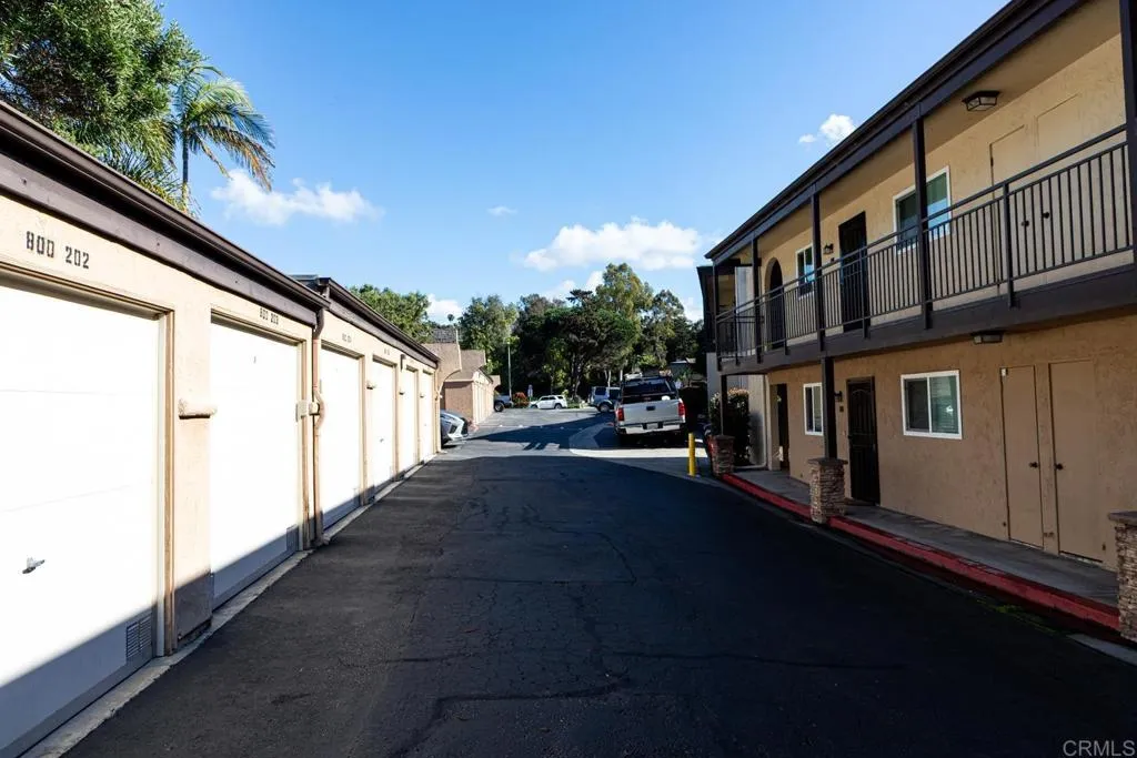 https://cdn.realtyfeed.com/cdn/127/306615470/11055995b80b6359bd033313d192bb2e.webp