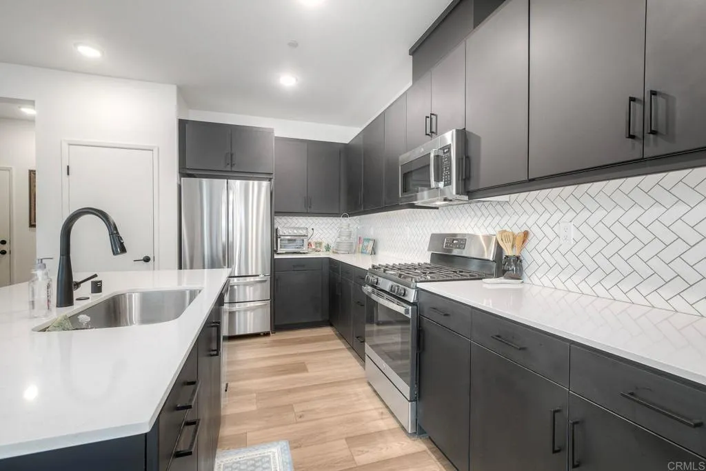 Photo #10: NDP2600254 Listing: Photo #10