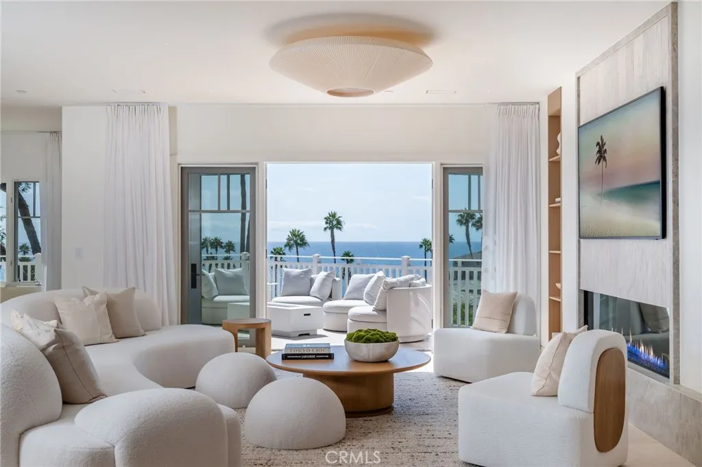Laguna Beach, CA 92651