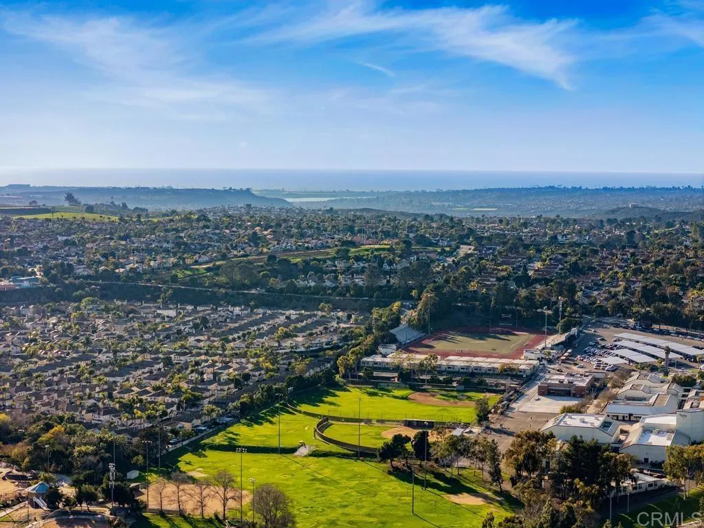 https://cdn.realtyfeed.com/cdn/127/306615508/64ed88089aa0c4d8855c49b6135c1b8a.webp