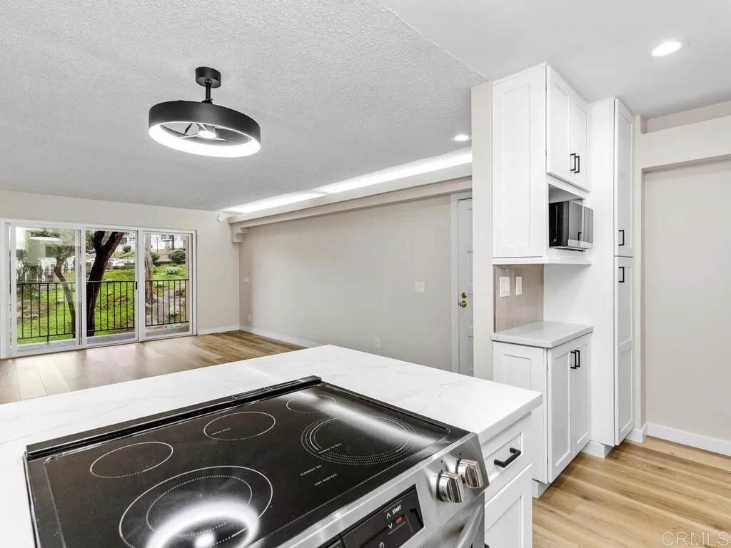 https://cdn.realtyfeed.com/cdn/127/306615524/70d4436ec7d3a8c5d5107362a9fb9486.webp