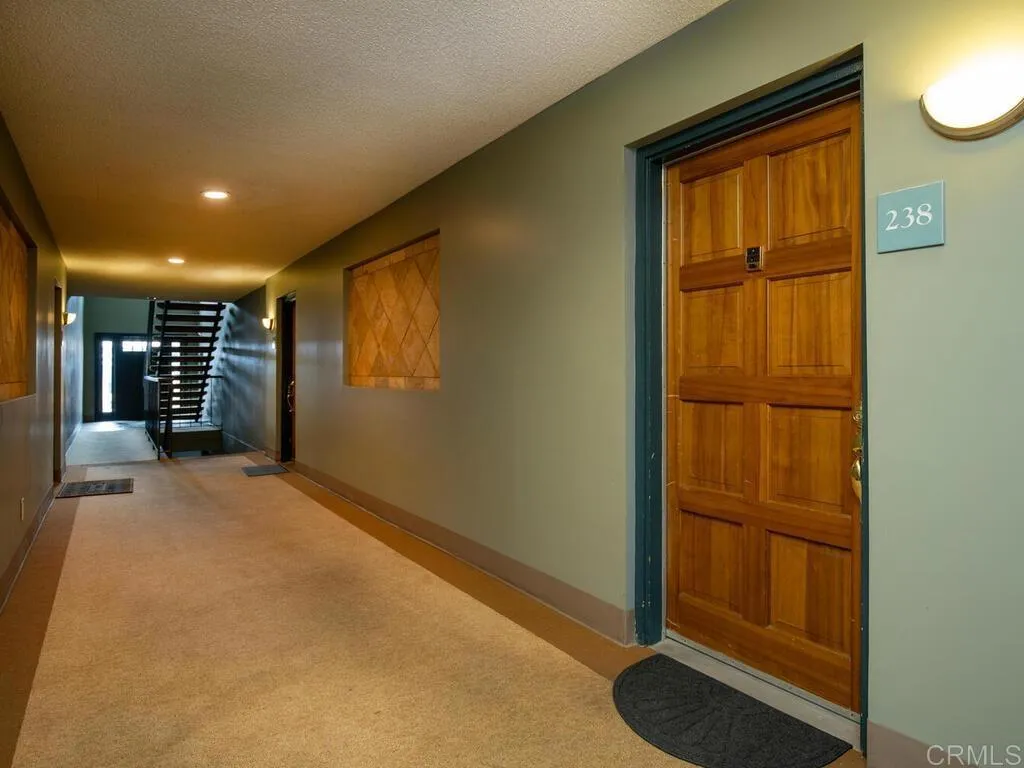 https://cdn.realtyfeed.com/cdn/127/306615524/e007d75e1fb9f1f9a1a7f65f874ce41a.webp