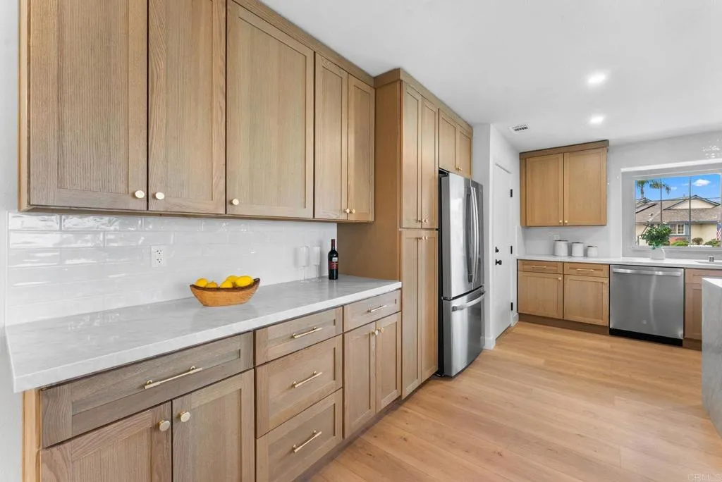 https://cdn.realtyfeed.com/cdn/127/306615551/cb1855751ac9f7c1545e629e2fe39c50.webp