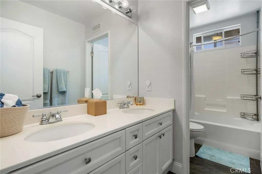 https://cdn.realtyfeed.com/cdn/127/306615578/32897d2668ad342c3b9293c38fdfbd52.webp