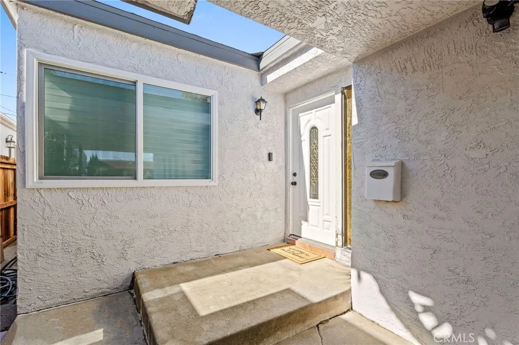 14925 Burin, Lawndale, CA 90260 - Photo 4 of 35, Lawndale, CA