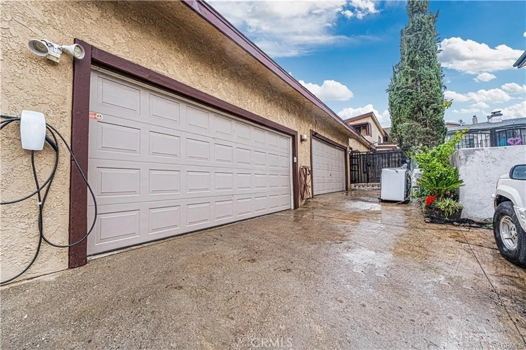 10334 Tujunga Canyon, Tujunga, CA 91042 - Photo 2 of 39, Tujunga, CA