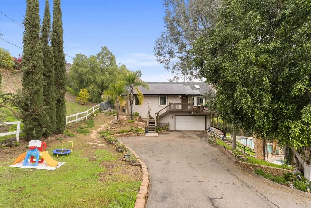 https://cdn.realtyfeed.com/cdn/127/306615605/40b9057887b192224a2fcd0946a6160c.webp
