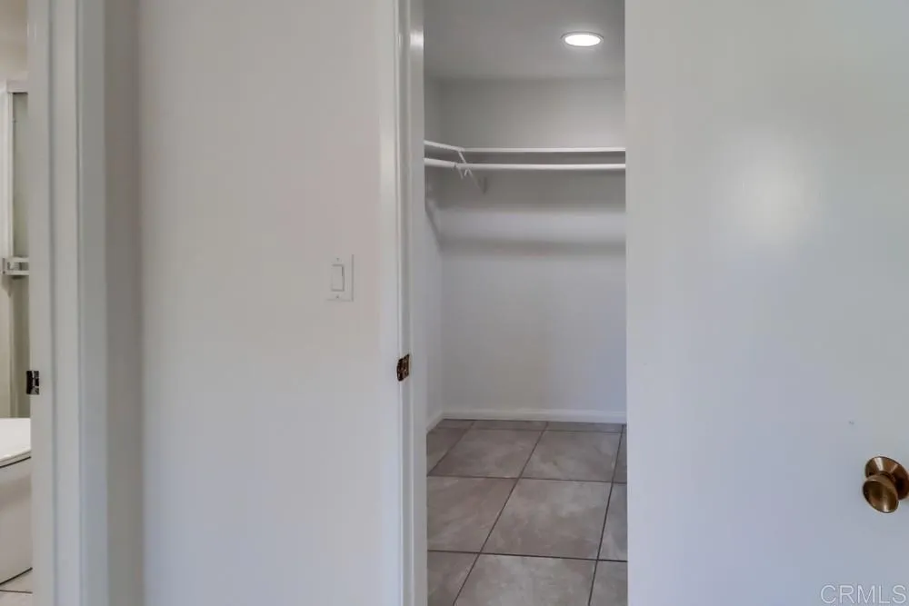 https://cdn.realtyfeed.com/cdn/127/306615619/222b18f24a23b5d5e47193fad2c122fe.webp