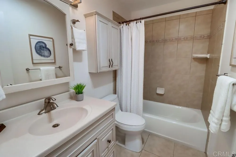 https://cdn.realtyfeed.com/cdn/127/306615619/582691d3ac67e9d746d5713e98f1a1ef.webp