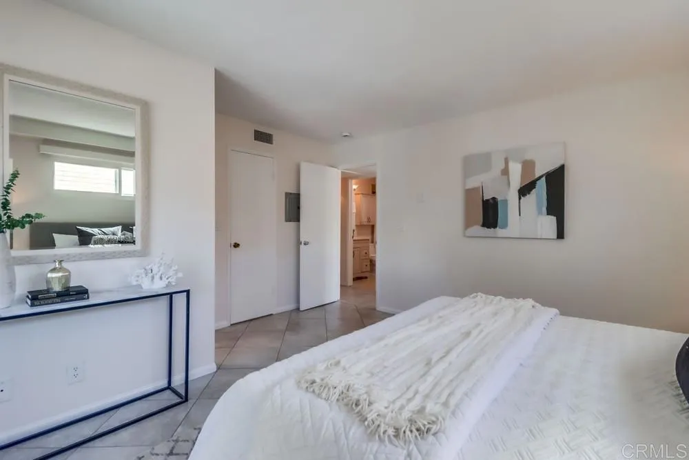 https://cdn.realtyfeed.com/cdn/127/306615619/af8c90f42f1760778129f2d7c74b24ea.webp