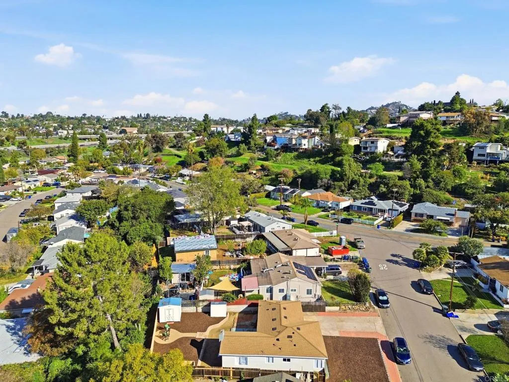 https://cdn.realtyfeed.com/cdn/127/306615642/eaa934b41319297fcd99a6df31279516.webp