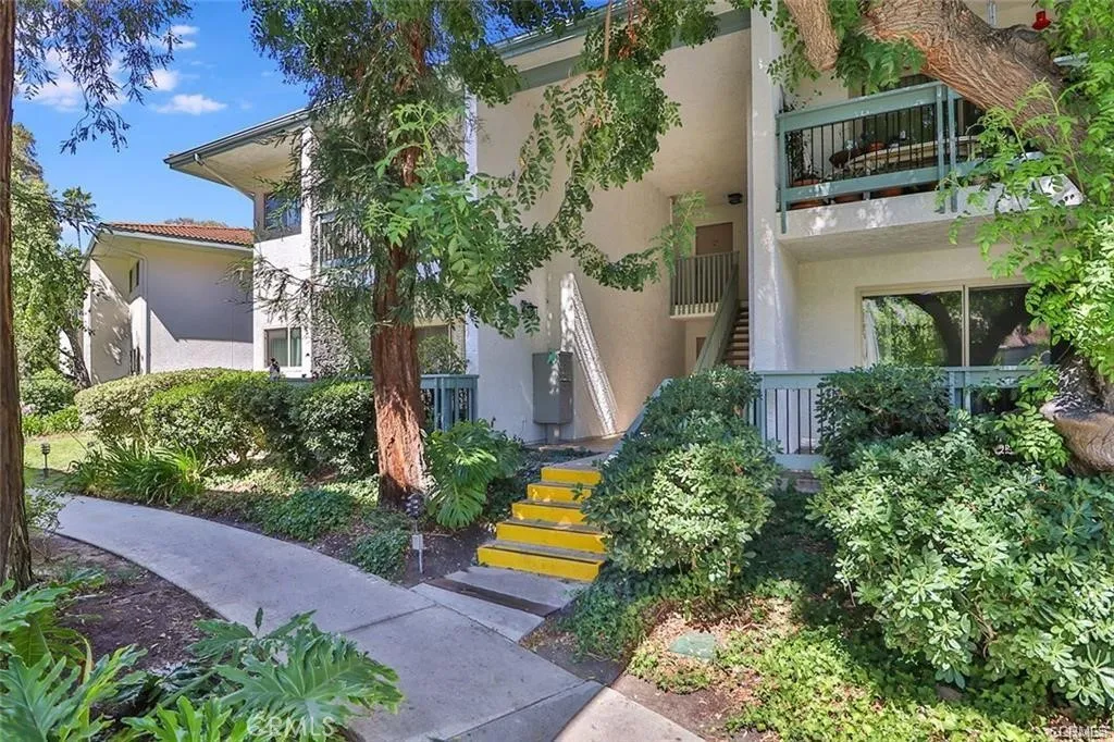 4648 Park Granada Unit 170, Calabasas, CA 91302