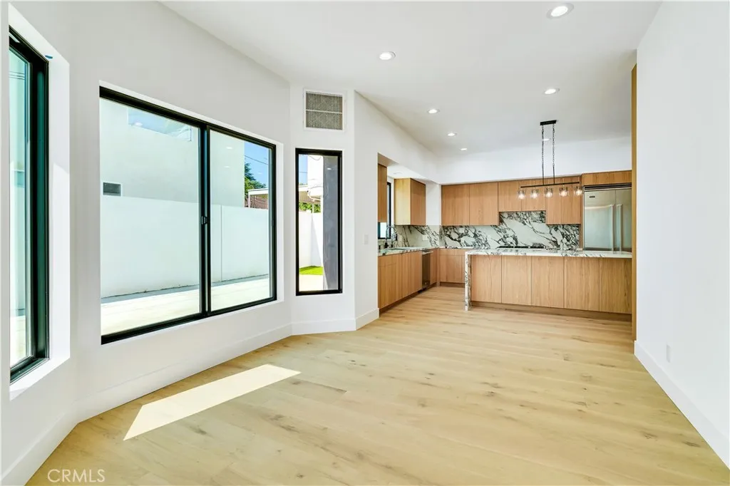 13838 Milbank Street, Sherman Oaks, CA, 91423