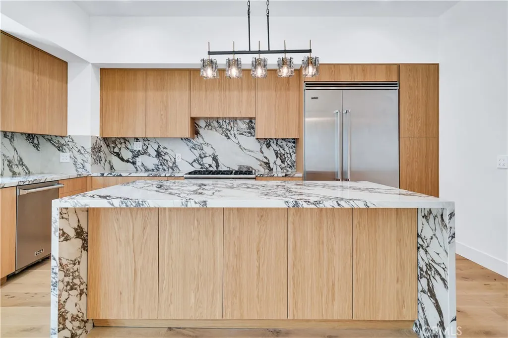 13838 Milbank Street, Sherman Oaks, CA, 91423