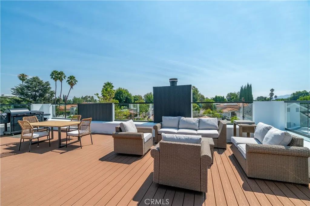 13838 Milbank Street, Sherman Oaks, CA, 91423