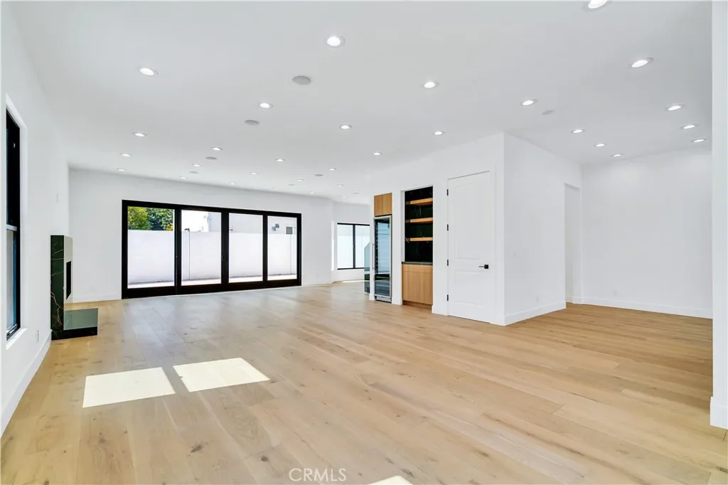 13838 Milbank Street, Sherman Oaks, CA, 91423