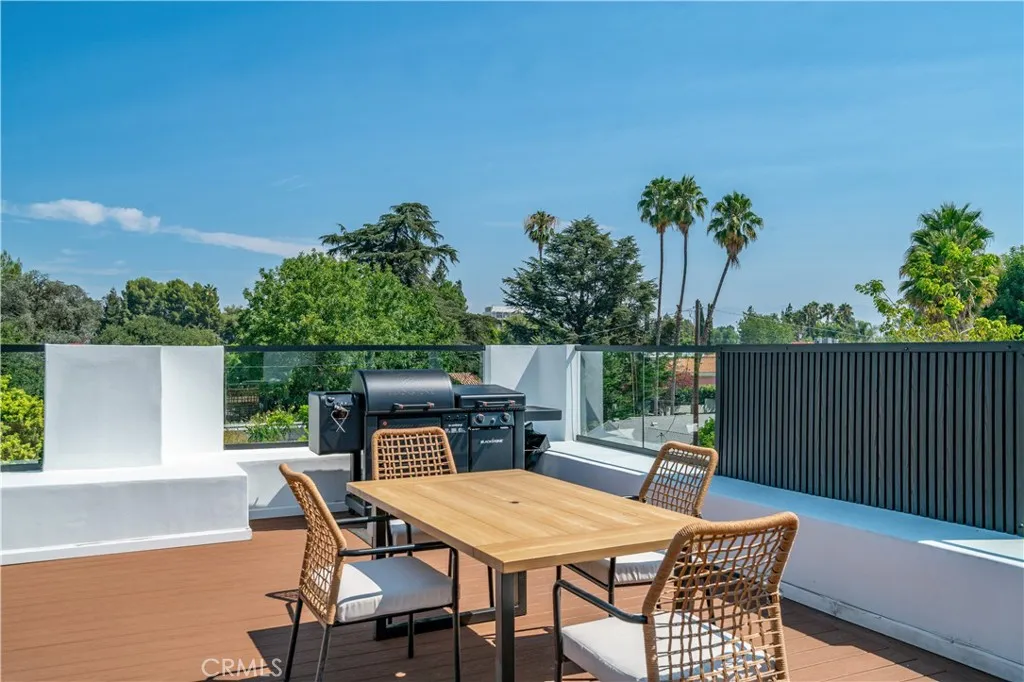 13838 Milbank Street, Sherman Oaks, CA, 91423