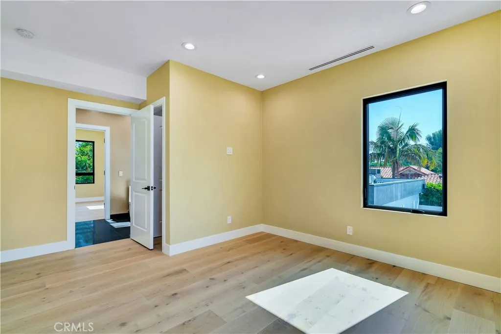 13838 Milbank Street, Sherman Oaks, CA, 91423