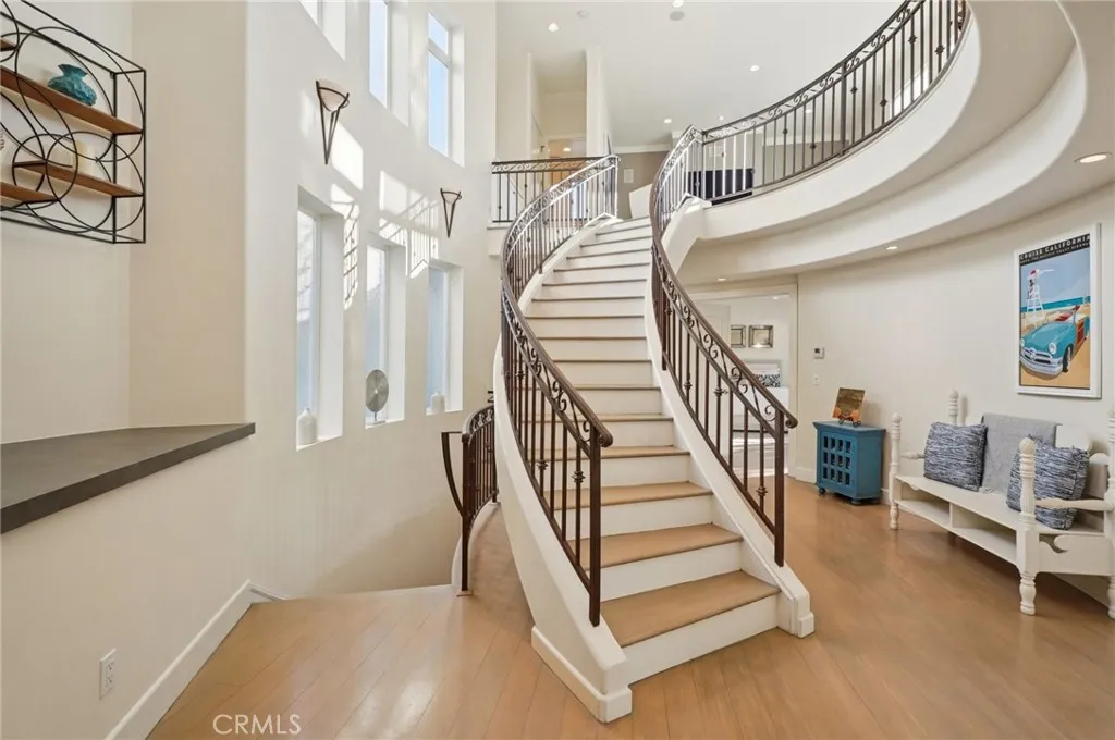654 5th Street, Hermosa Beach, CA 90254 - Photo 2 of 43, Hermosa Beach, CA