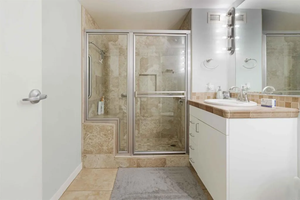 Photo #15: PTP2600244 Listing: Photo #15